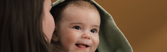 Veilig douchen met je baby