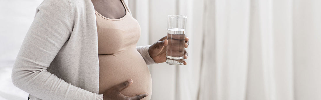 Daarom drink je best water tijdens en na je zwangerschap