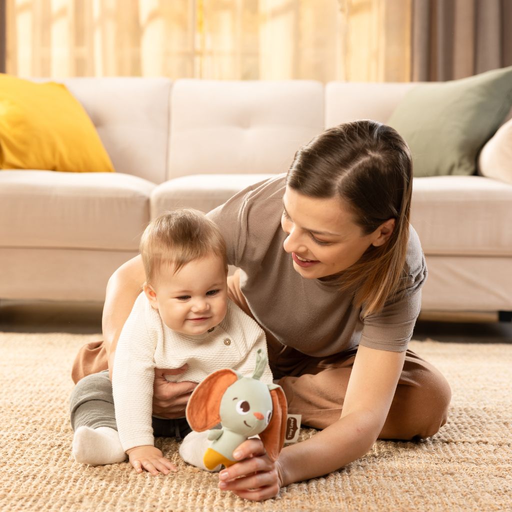 Tiny Love Hangspeeltje Konijn Garden of Adventures