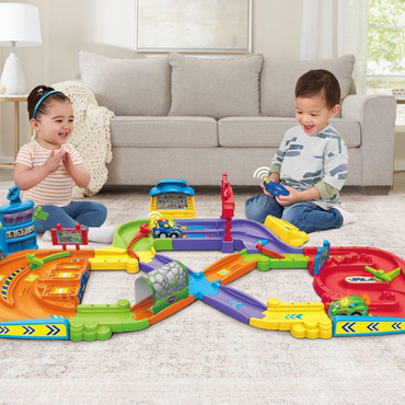 VTech Mega Circuit de Course Télécommandé NL