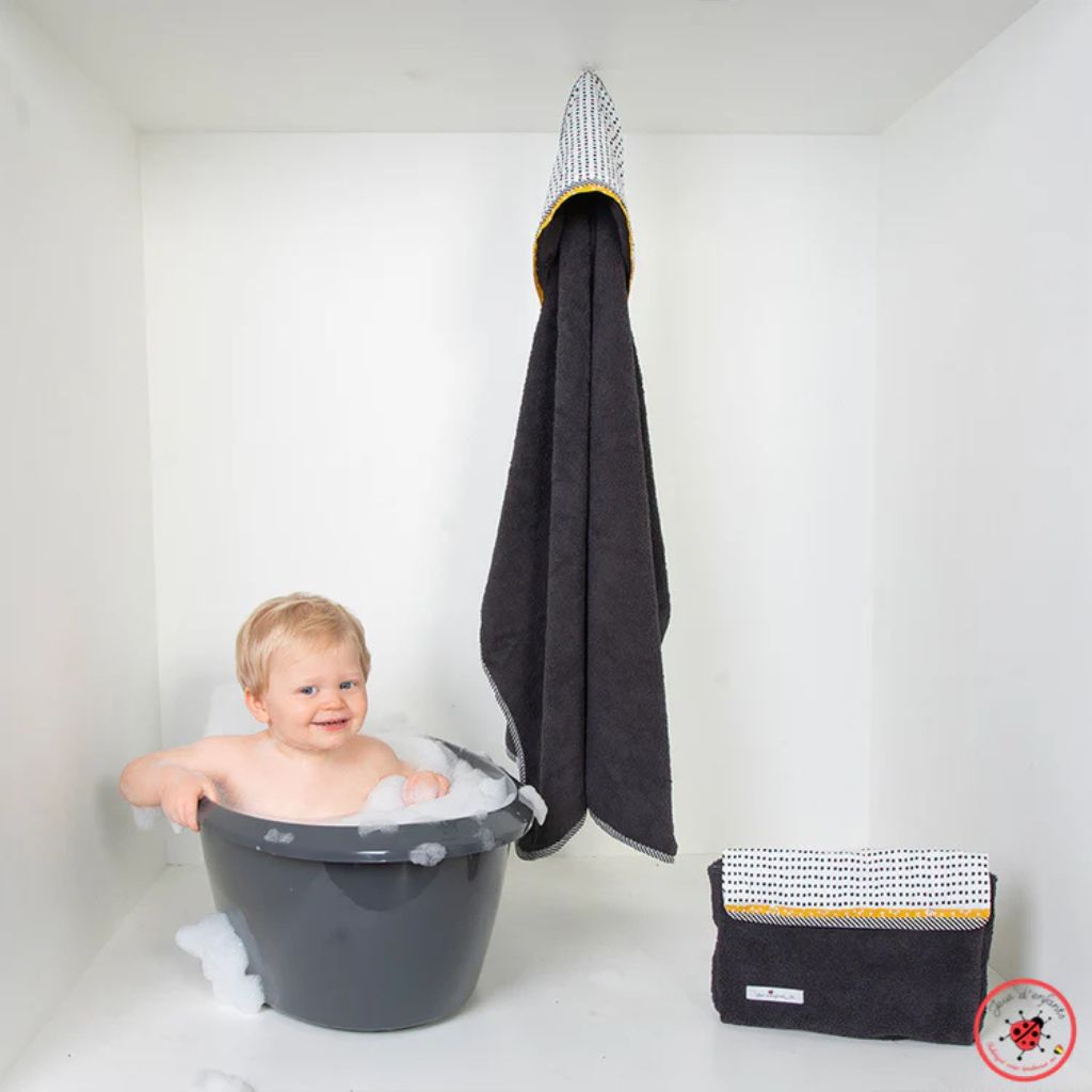 Badcape, Graine de moutarde, Jeux D'enfant
