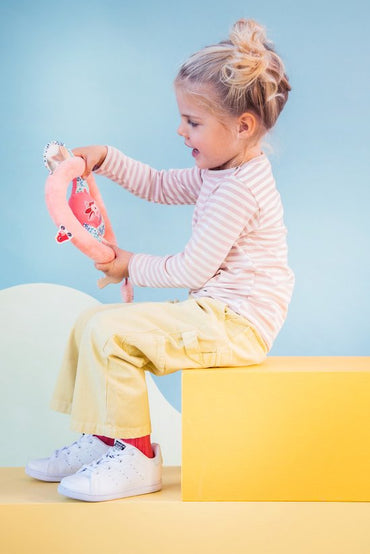 Lilliputiens Rammelaar/squeaker Stella aan het stuur