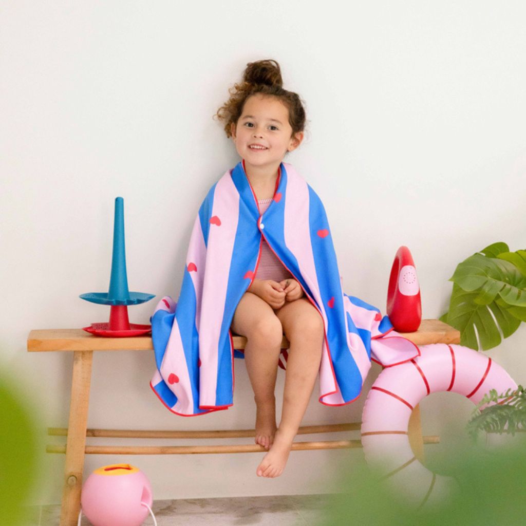 Quut Handdoek Lighthouse 70 x 140 cm Cherry