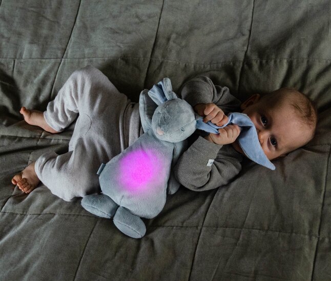 Moonie Knuffel met licht en geluid The Humming Friend Silver