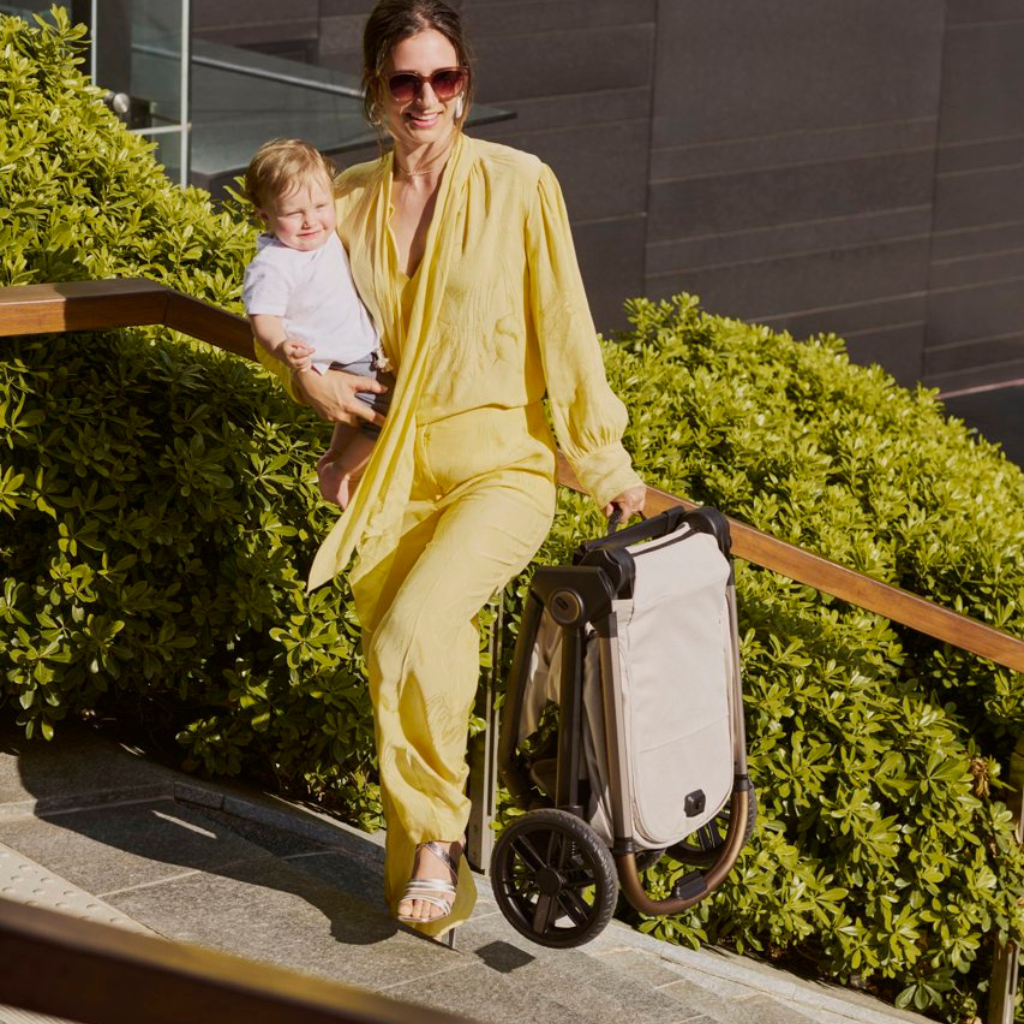 Chicco Poussette Bellagio + adaptateurs Lunar Rock
