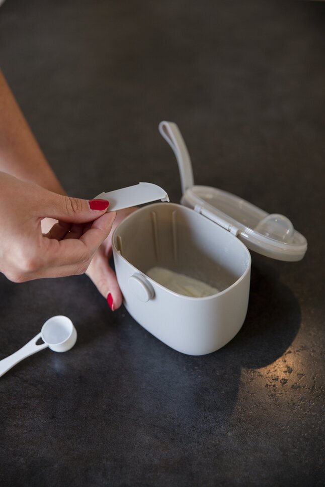 Bo Jungle Doseur de lait en poudre B-Nomadic gris