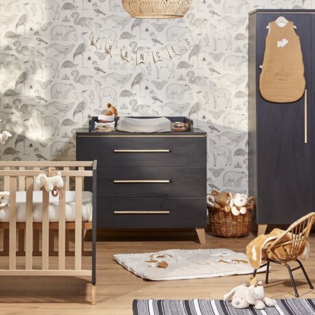 Transland 3-delige babykamer (meegroeibed + commode + kast met 2 deuren) Steffi zwart