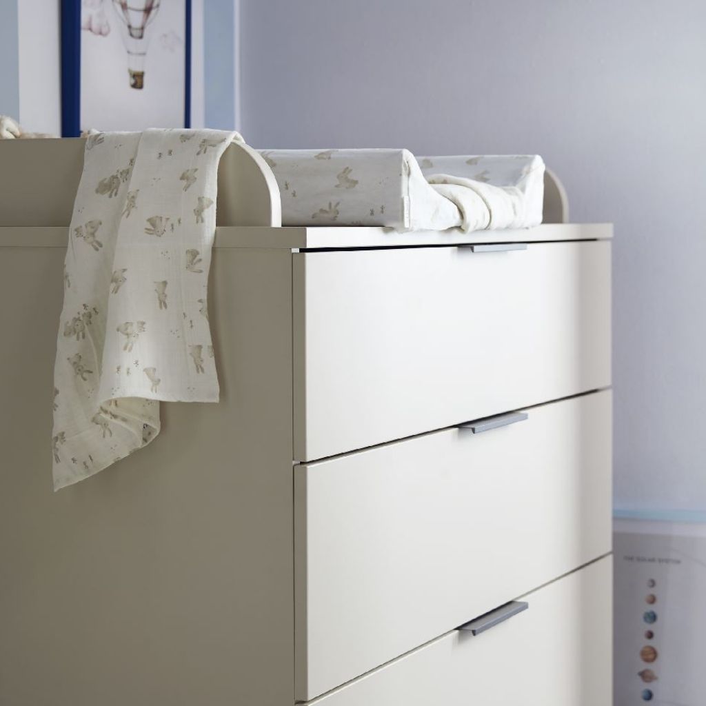 Transland 3-delige babykamer (meegroeibed + commode + kast met 3 deuren) Jessie beige