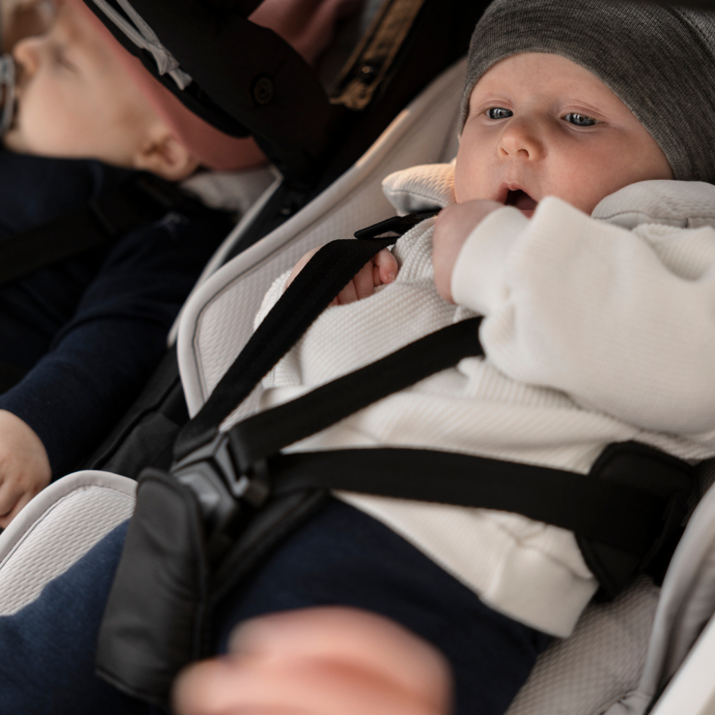 Thule Newborn inlay voor kinderwagen Soft Grey