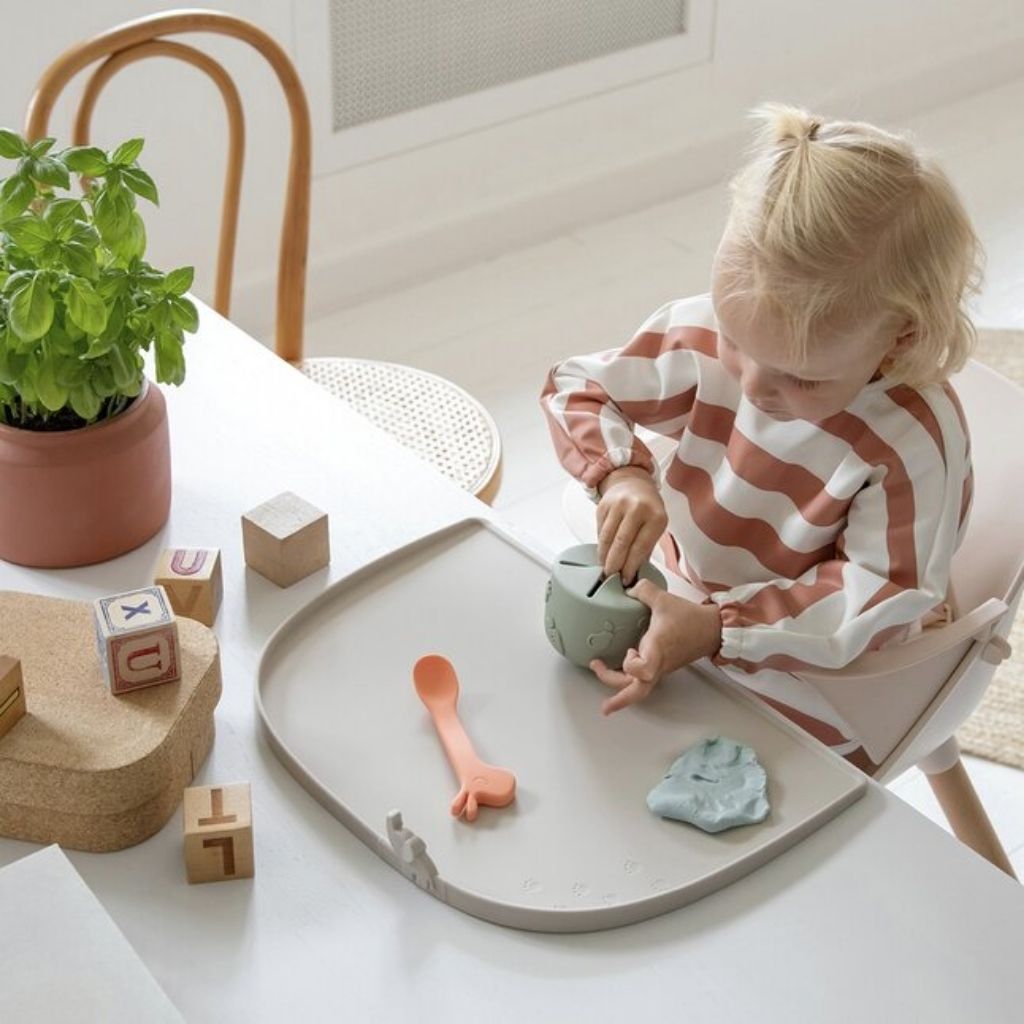 Done by Deer Slabbetje met mouwen Stripes Papaya