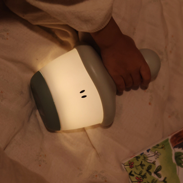 Béaba Veilleuse Pixie Stick vert sauge