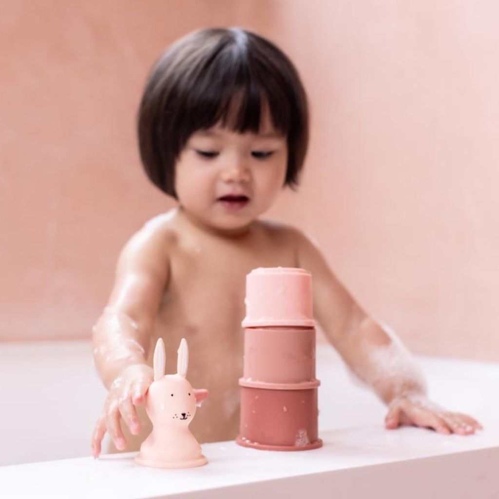 Trixie Jouet de bain Gobelets empilables Mrs. Rabbit - 5 pièces