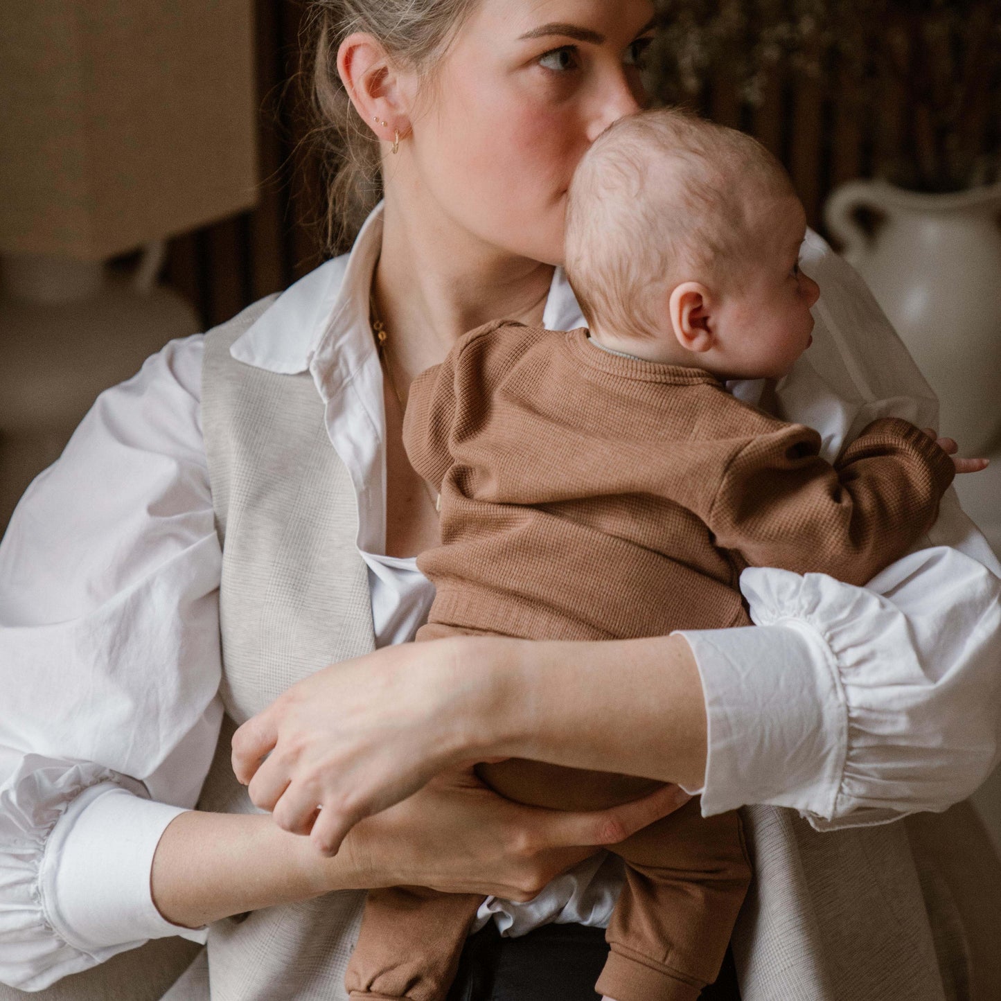 Dirkje Broek NOOS bruin