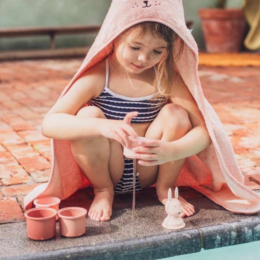 Trixie Jouet de bain Gobelets empilables Mrs. Rabbit - 5 pièces