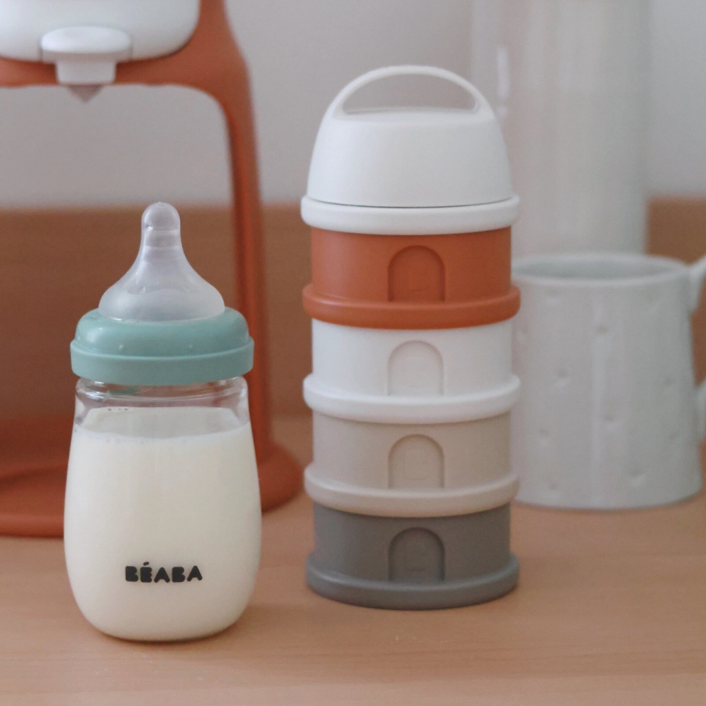 Béaba Doseerdoos voor poedermelk 4 compartimenten Cotton white/Terracotta