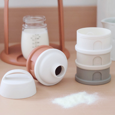 Béaba Doseur de lait en poudre 4 compartiments Cotton white/Terracotta
