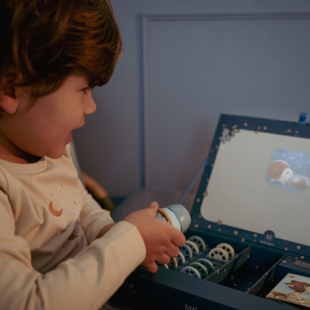Little Dutch Projecteur d'histoires Forest Friends bleu