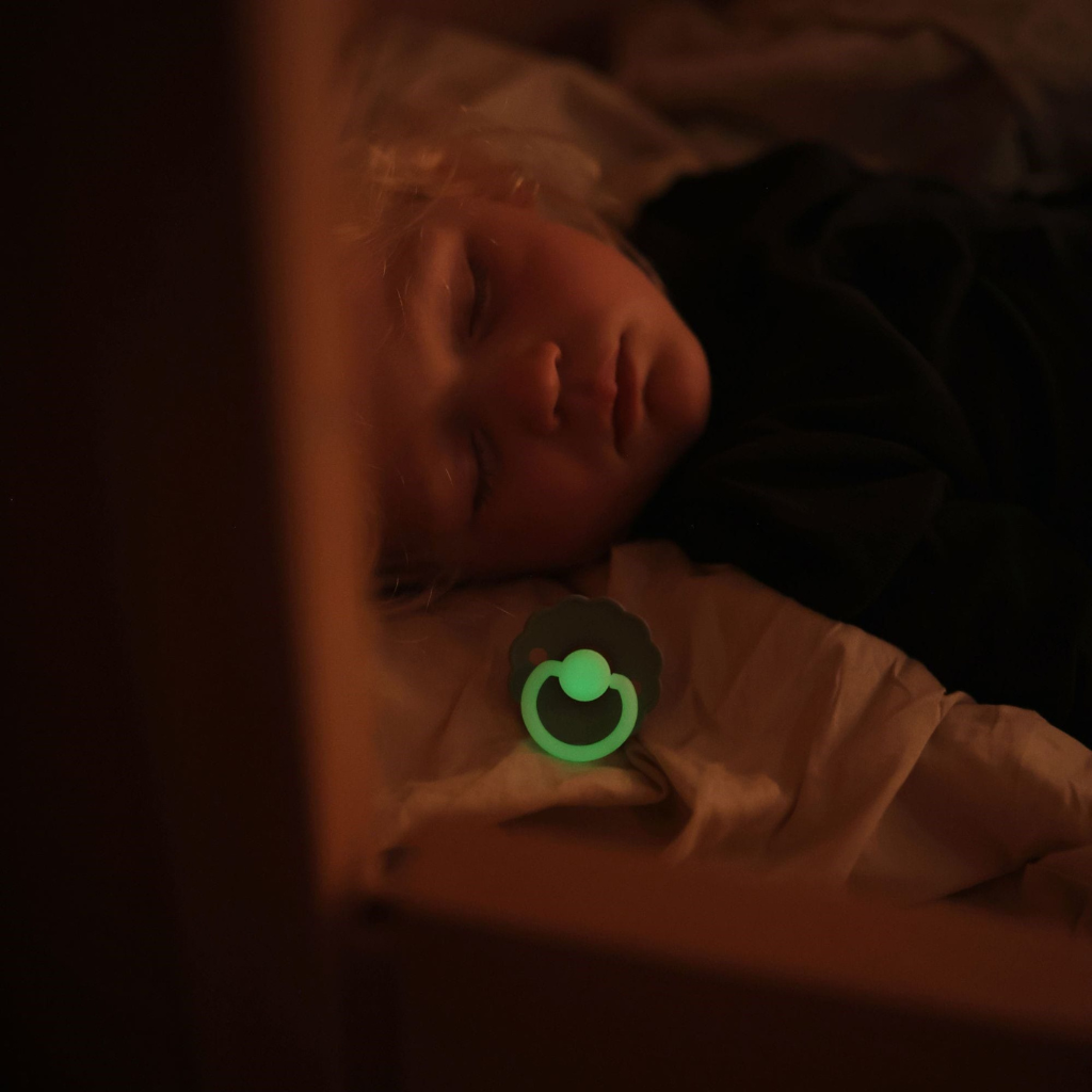 FRIGG Fopspeen 0 - 6 maanden Rope Night latex Stone Blue/Sage - 2 stuks