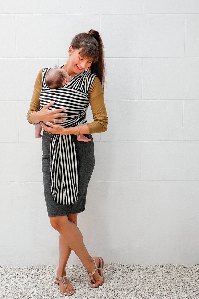 Babylonia Rekbare draagdoek Tricot-Slen Design Stripes Black/White