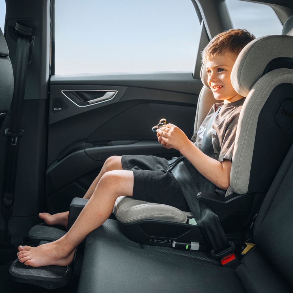 Thule Siège-auto Palm Groupe 2/3 R129 Isofix Mid Gray