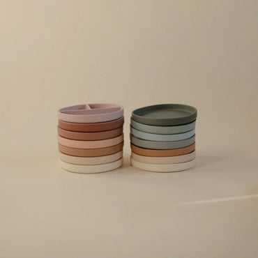 Mushie Assiette en silicone Blush