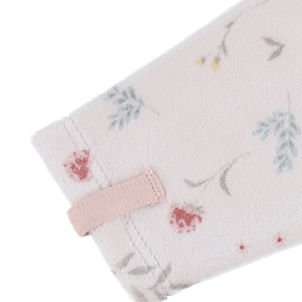 Noukie's Pyjama fluweel Romantic flowers uniseks