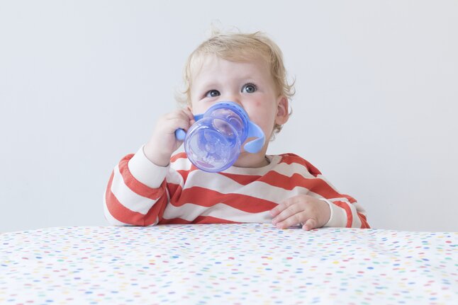 Nûby Gobelet Mini Easy Grip 0.150 l bleu