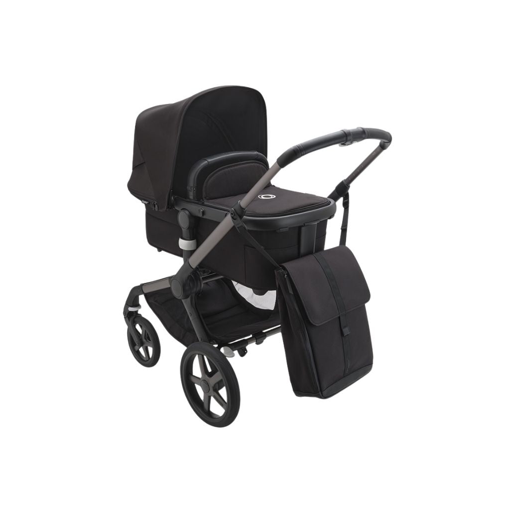 Bugaboo Kinderwagen Fox 5 Renew + draagmand + voetenzak + adapters + verzorgingstas + bekerhouder + regenhoes Heritage black