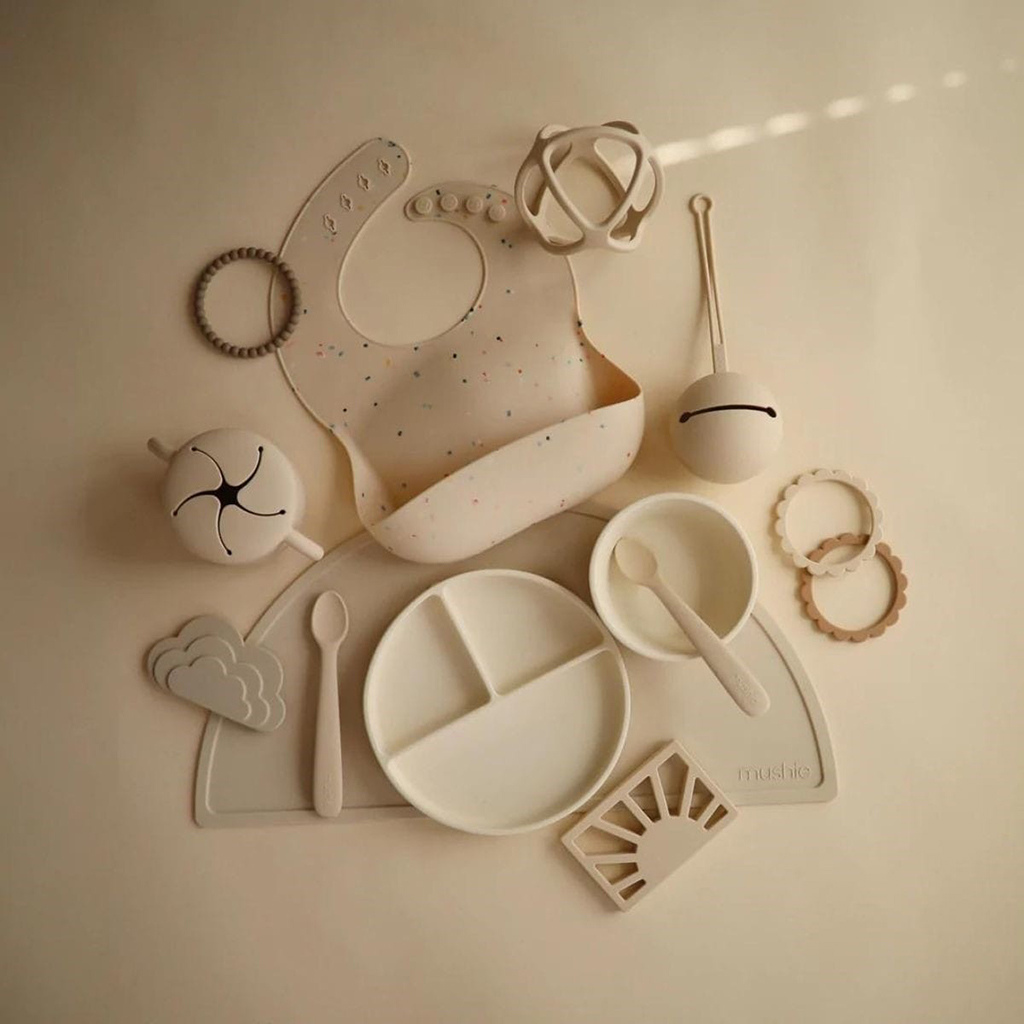 Mushie Bord siliconen Ivory