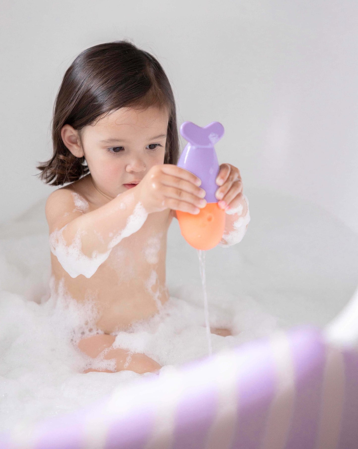 Quut Jouet de bain Squeezi Whale