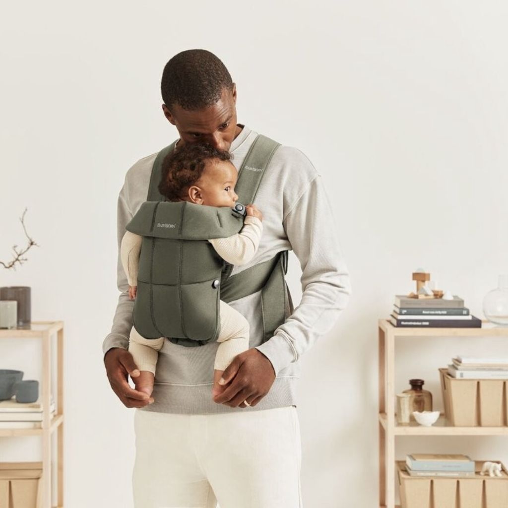 BabyBjörn Porte-bébé ventral Mini Tissé vert foncé