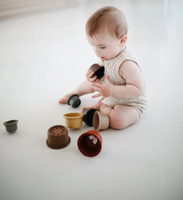 Mushie Stapelpotjes Retro 8 cups