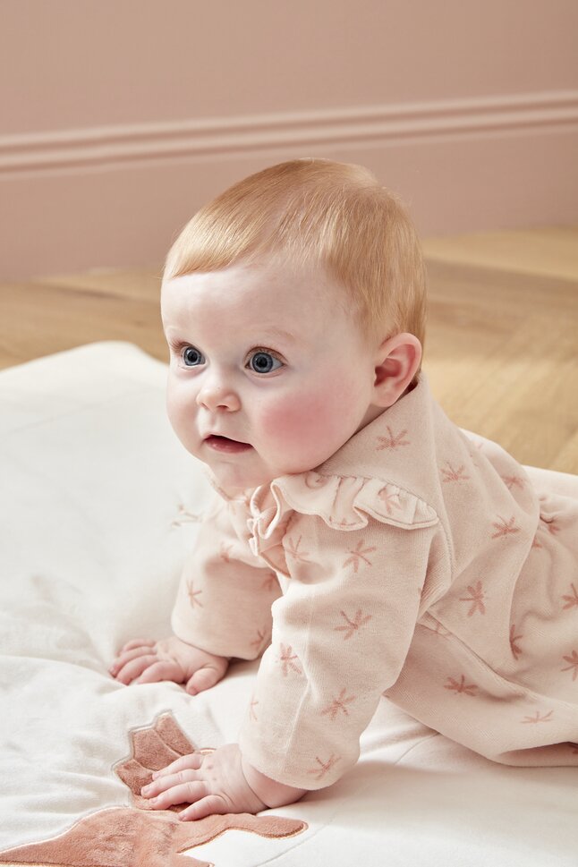 Noukie's Tapis de jeu Popsie, Gigi & Louli écru/rose poudré