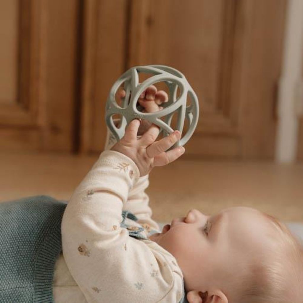 Little Dutch Jouet d'activite Balle de prehension vert