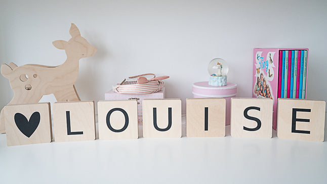 Minimou Houten letter U