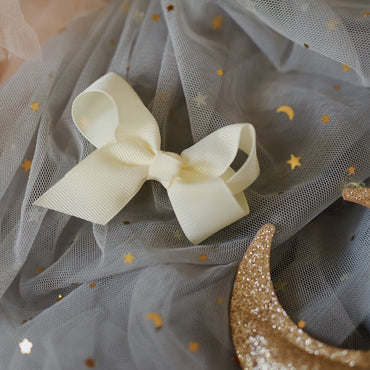 Busy Lizzie Pince à cheveux avec petit nœud Eggshell