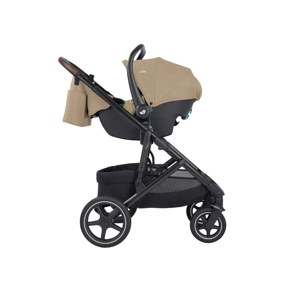 Joie Poussette ELARA Cashew avec accessoires (Adaptateurs + Mommy Bag)