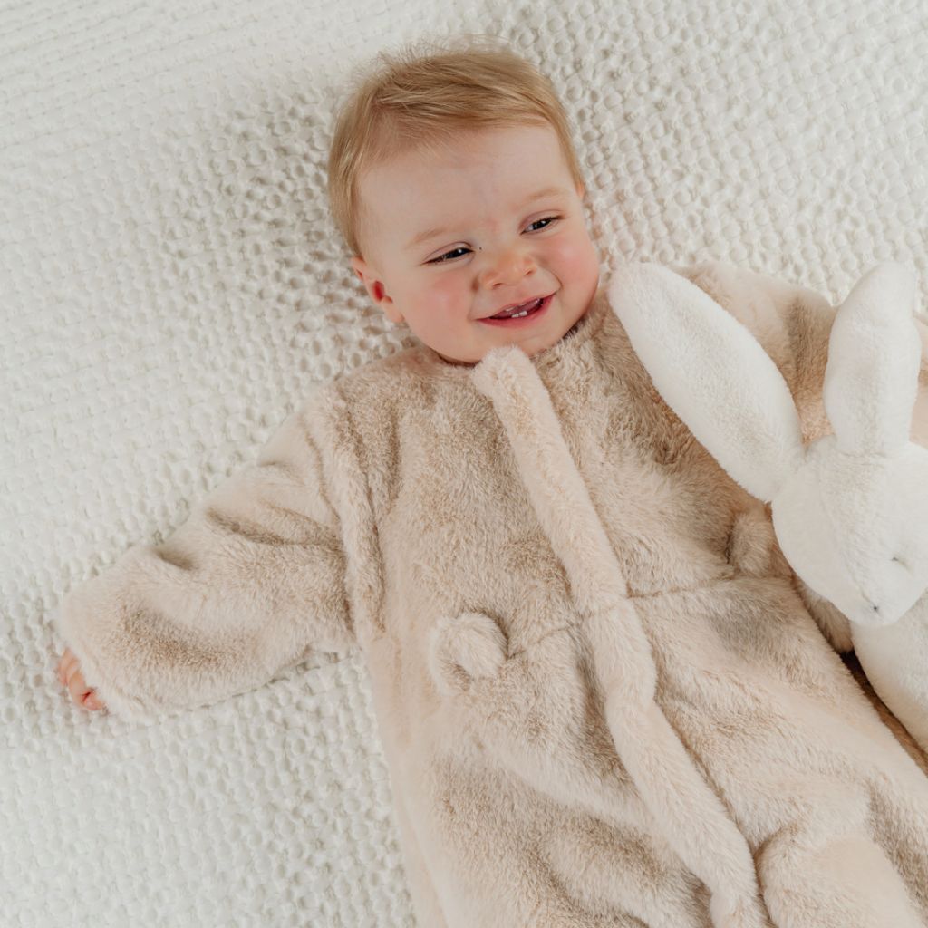 Noukie's Slaapzak fake fur beige 70 cm
