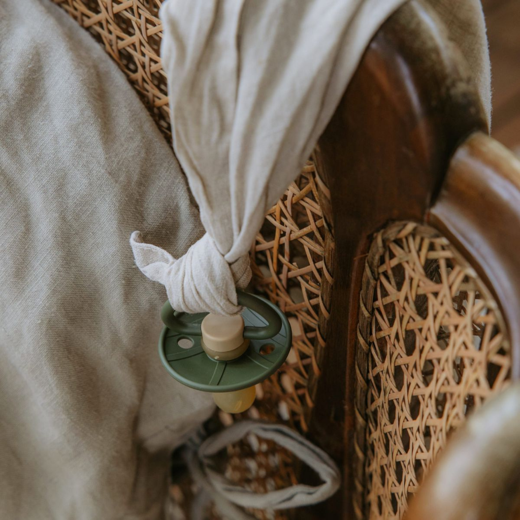 FRIGG Fopspeen + 0 maanden Little Viking latex Sage/Olive - 2 stuks