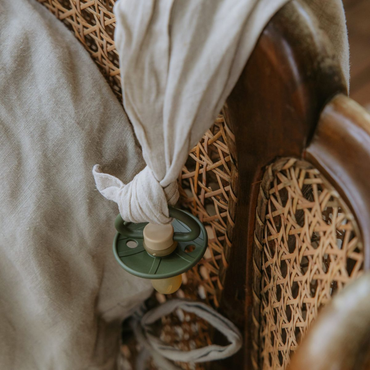 FRIGG Fopspeen + 0 maanden Little Viking latex Sage/Olive - 2 stuks