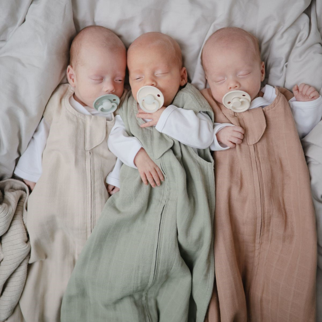 FRIGG Fopspeen 0 - 6 maanden Rope Night latex Stone Blue/Sage - 2 stuks