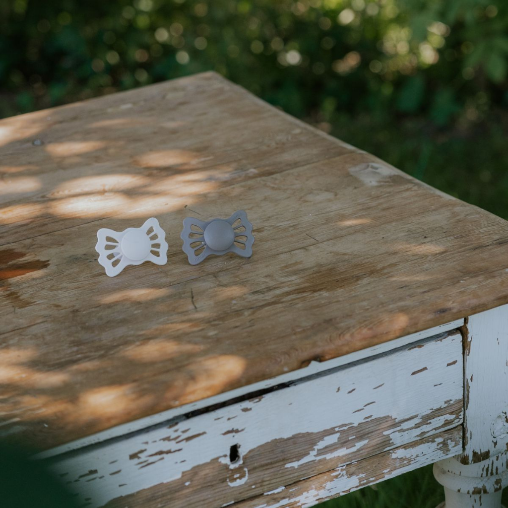 FRIGG Fopspeen + 6 maanden Lucky silicone Portobello/Cream - 2 stuks