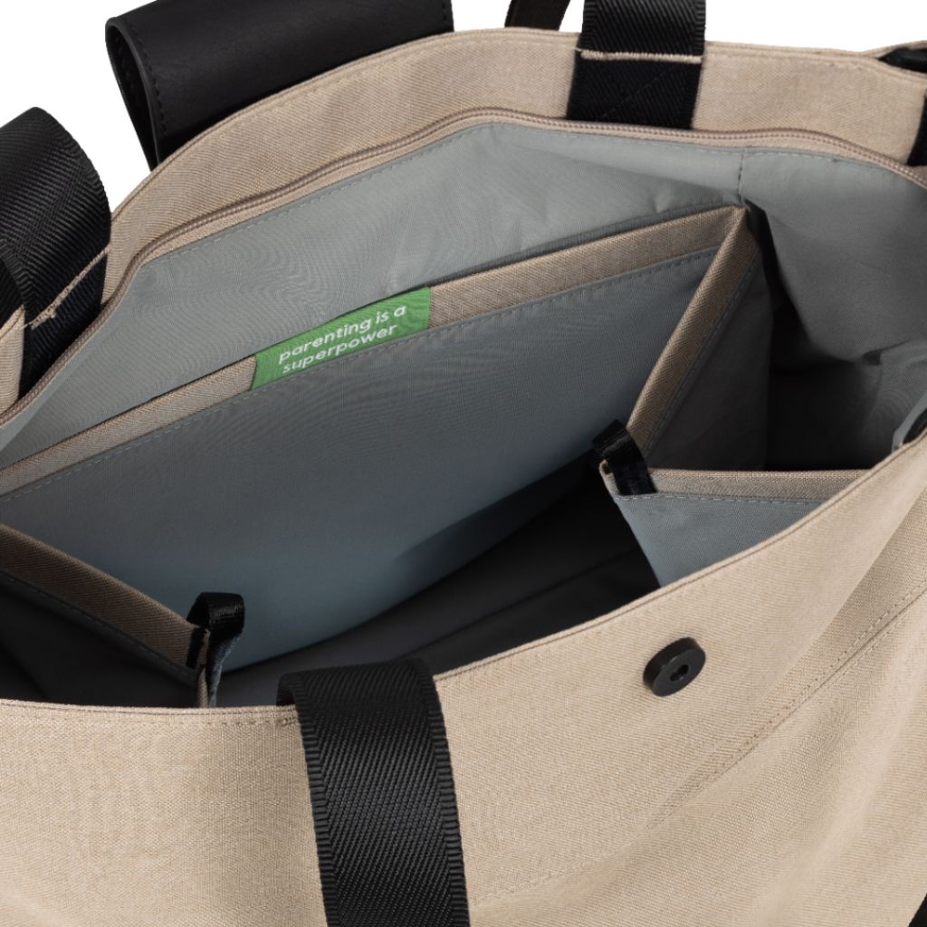 Joolz INFO:Verzorgingstas Sandy Taupe