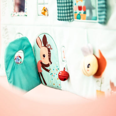 Lilliputiens Panneau d’activités Maison de Stella & Joe