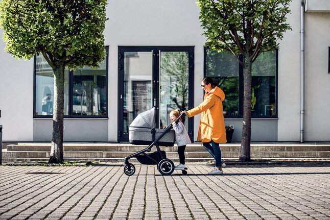 Thule Poussette 3 en 1 Sleek + Chancelière Grey Melange