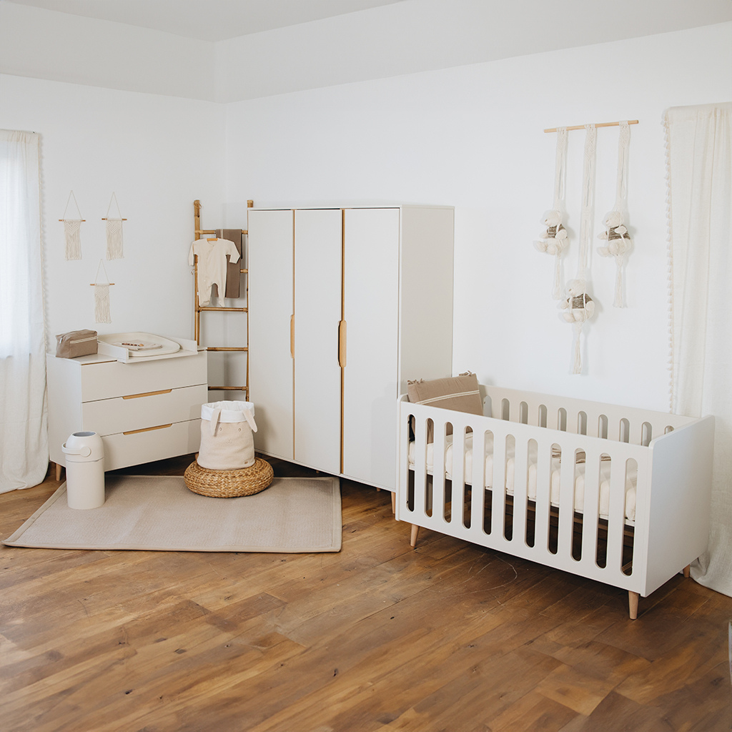 Pericles 3-delige babykamer (bed 140 x 70 + commode met verlengstuk + kast 3 deuren) Nomad dune beige
