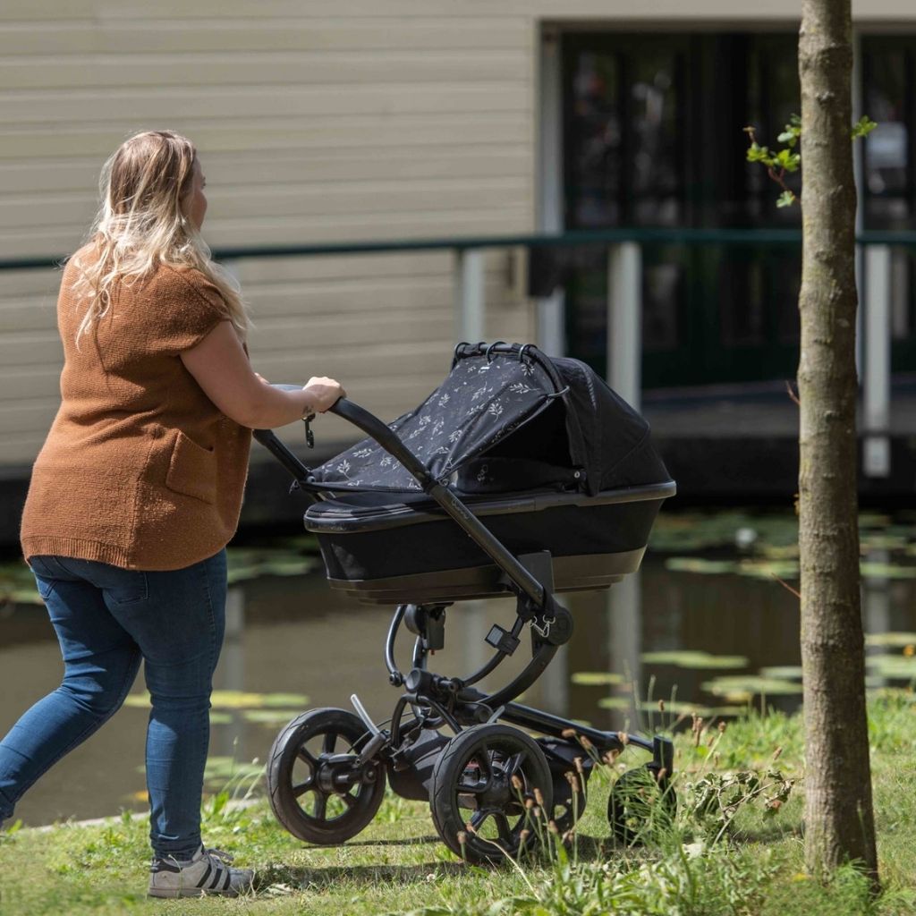 Dooky Écran de protection Romantic Leaves noir