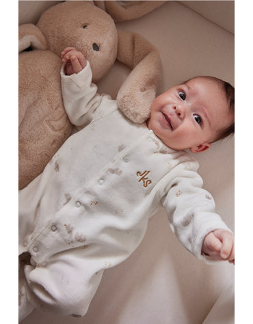 Noukie's Pyjama uit fluweel Bali & Moka wit