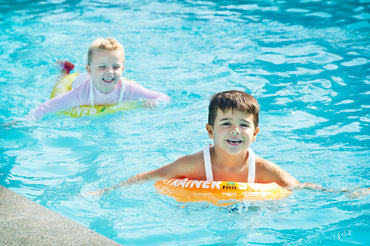 Freds Swim Academy Zwemband Swimtrainer Classic 2 tot 6 jaar oranje