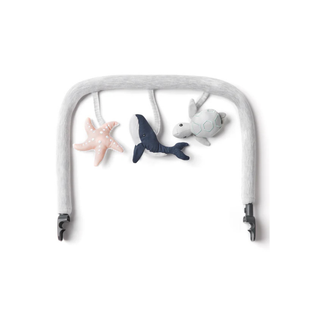 ERGObaby Relax + arceau de jeu Evolve Light Grey